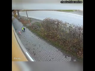 В Закарпатье грузовик задавил полуторагодовалого ребенка  Пьяная женщина решила, что присесть полази
