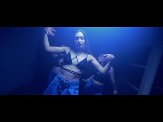 Valentina _ Escapate Conmigo _ (Official Video)
