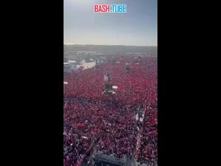 🇹🇷 На территории аэропорта им. Ататюрка в Стамбуле начинается митинг солидарности с Палестиной, объявленный вчера Эрдоганом