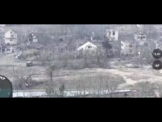 Уничтожение здания с боевиками ВСУ ударными вертолетом Ми-28Н