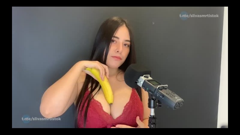 #Wan - Sucking A Banana Licking - Wan