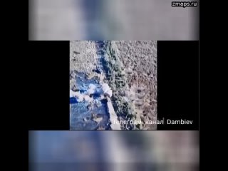 Эпичные кадры нанесения артиллерийского удара и атаки русского fpv-дрона по украинскому бронеавтомоб
