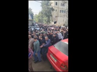 ◾Thousands of Palestinians in Jenin, north of the occupied West Bank, take part in the funeral procession of five Palestinians m