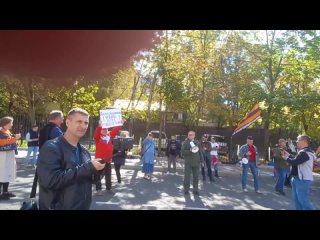 Москва митинг Национально-Освободительного Движееия у стен вражеского посольства США