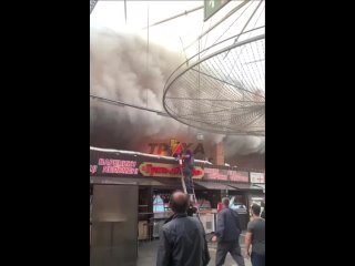 Мы вчера писали о том, что на рынке возле станции метро Лесной произошло возгорание