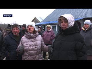 Часть пригородов Барнаула почти двое суток остаётся без света и тепла.