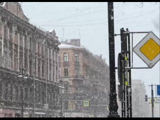 В Питере объявили «желтый» уровень погодной опасности из-за прогнозируемого ветра до 18 м/с, и снегопада, — об этом сообщили в п