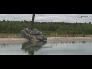 Кадры строительства и испытаний танков «Прорыв»
