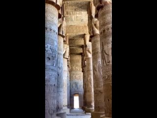 Хатхор в Дендере - один из наиболее хорошо сохранившихся храмовых комплексов Древнего Египта