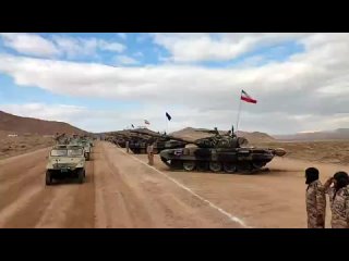 Видео масштабных учений сухопутных войск КСИР в провинции Керман