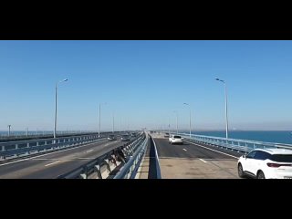 Движение открыто! Крымский мост восстановлен раньше срока