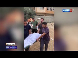 Списки жертв бомбардировок в Газе регулярно пополняют врачи и дети