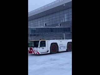 Первым делом самолёты, но а крепкий кофе уже потом)))✈ Друзья, Международный Аэропорт Кемерово им.А.А.Леонова желает отличного н