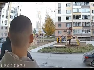 в Татарстане юный бандит докопался с пистолетом до парня, выдав убойный монолог