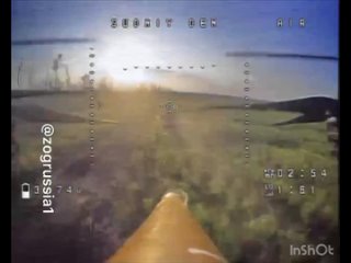 Удар fpv-дрона по украинскому танку Т-80БВ на Артёмовском направлении.