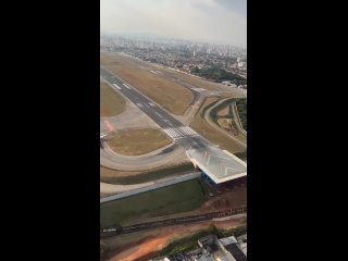 В аэропорту Сан-Паулу введена в эксплуатацию система EMAS, которая означает систему задержания самолета с использованием инженер