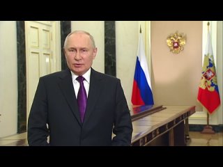 Владимир Путин отметил важность профессии учителя в своем поздравлении педагогов