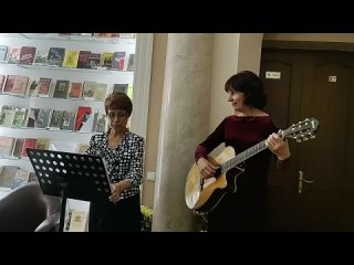 Поют Татьяна Кувичинская и Наталья Клименко