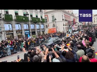 🇪🇸 La heredera al trono español, la princesa Leonor de Asturias, juró fidelidad a la Constitución ante ambas cámaras del Parlame