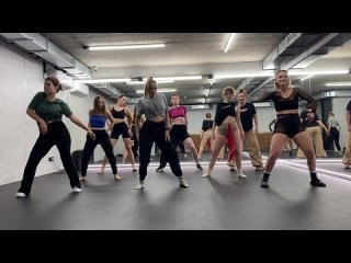 Dancehall Female / Аня Меренкова / Flip-Flops
