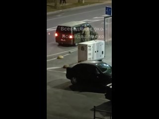 Тернополь, представители военкомата насильно затолкали мужчину в машину, после чего один из них жестко избил задержанного
