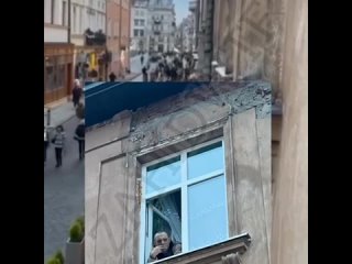 Мужчина слушал песни «Ласкового мая» на полной громкости у себя дома во Львове — из-за этого соседи вызвали полицию