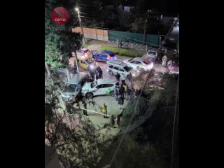 Пьяный водитель каршеринга устроил массовую аварию в Сочи