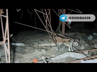 Последствия обстрела Киевом Светлодарска под Дебальцево, при котором погибли 7 местных жителей