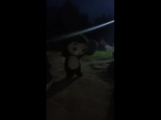 Відео від Поздравление танцующего Мишки и друзей Сыктывкар