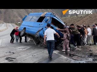 В Бооме страшная авария — видео. Очевидцы сообщили, что есть жертвы