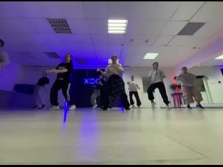 Набор групп по направлениям Хип-Хоп 7+, Хип-Хоп 18+, Choreo 10+, Dancehall 12+ и K-Pop