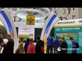 В Москве открылась выставка «Россия». На стенде ДНР вспоминают выдающихся людей Донбасса. Желающие узнать историю региона могут