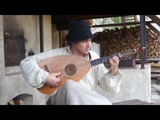 Mrs. McDermott - Turlough O’Carolan (Playing Lute Guitar)