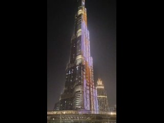 Бурдж-Халифа — самое высокое здание в мире! Высота небоскреба, расположенного в Дубае, — 828 метров, это 163 этажа.
