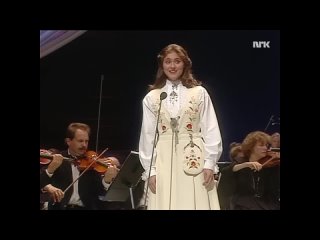 “Песня Сольвейг“ исполняет Сиссель Кюркьебё