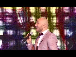 Султан Ураган Айна Гетагазова Ислам Итляшев Артур Халатов и Дарина - На дискотеку.mp4