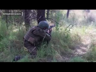 Российских бойцов наградили за героизм, проявленный в Запорожье