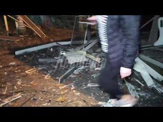 Шестью кассетными снарядами из РСЗО ВСУ нанесли удары по жилому дому в Донецке — под завалами находятся люди