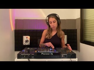 Patricia Bkus - Special B'day Podcast [Melodic Techno DJ Mix Improvised] 05/09/2023