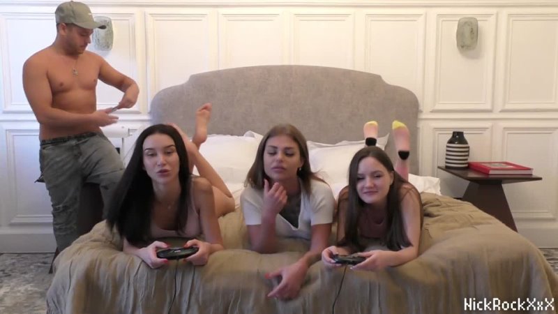 Fucked Step Sister And Her Friends When They Play a game Worm
