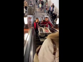 A passenger of the Moscow subway shares impressions of the metro service