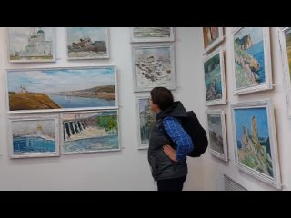 Экскурсия по выставке “Ёлочка и кораблик“ Елены Ильянковой ()