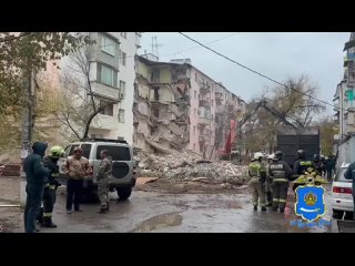 ️ В Астрахани полицейские выполняют задачи по обеспечению мероприятий по ликвидации последствий чрезвычайного происшествия. В це