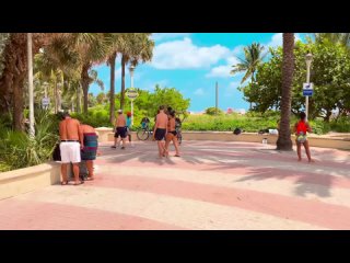 Miami Beach. South Beach Florida 4K HDR October Beach Walking Tour