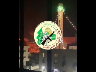 🇮🇱🇵🇸⚡️Кадры из Дженина, там ЦАХАЛ ведёт уличные бои с боевиками ХАМАСа.

Также слышны взрывы СВУ, на одном из мест взрывов крупн