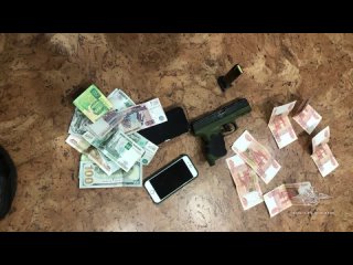 Пятерых жителей Оренбурга подозревают в сбыте оружия