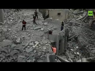 ️Rescue and recovery work continues in the Al-Shati camp in Gaza as locals face the aftermath of heavy Israeli airstrikes