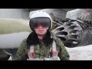 В зоне специальной военной операции российским летчикам приходится поражать самые различные наземные цели. Они успешно действуют