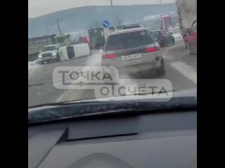 🚔 В Южно-Сахалинске в результате ДТП микроавтобус повалился на бок 

О серьёзной аварии нам сообщил очевидец.