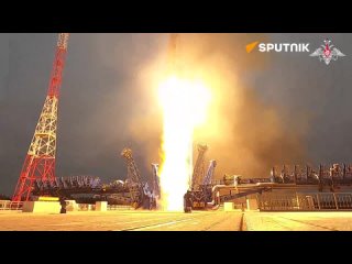 🇷🇺 Russia launches  space rocket with satellites for Defense Ministry